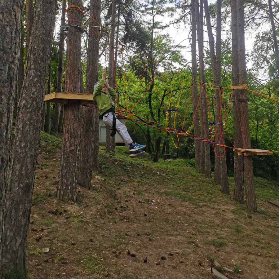 Зип-лајн што носи радост