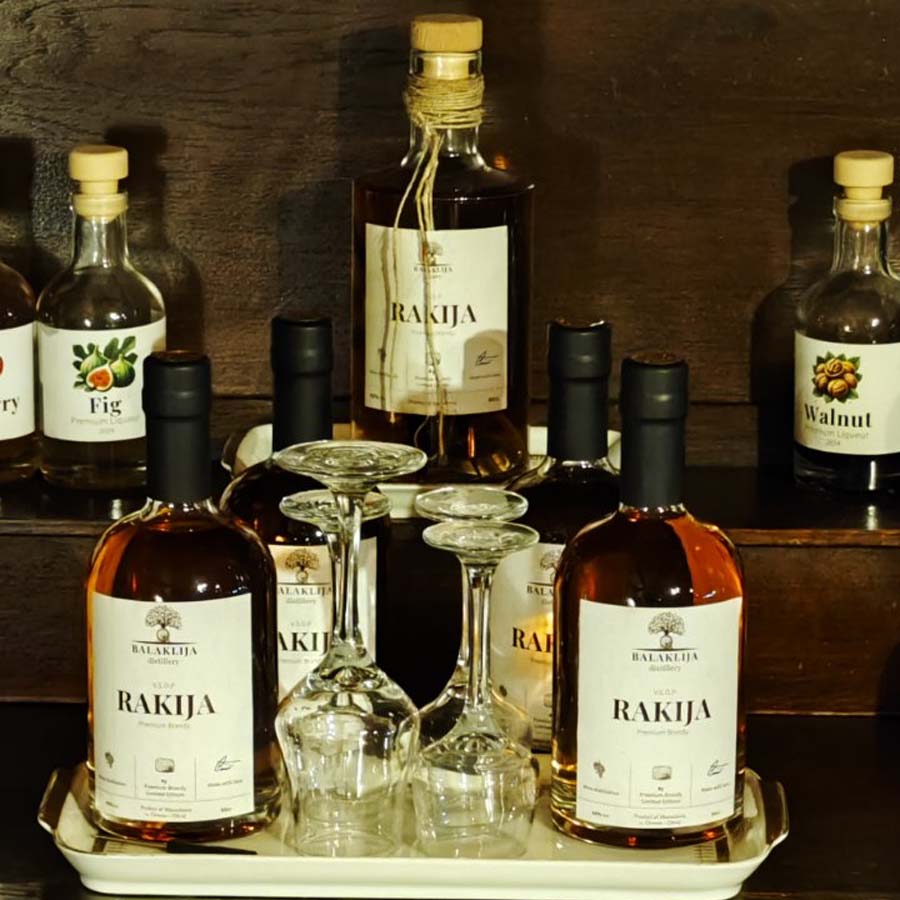 Чаша природа и традиција