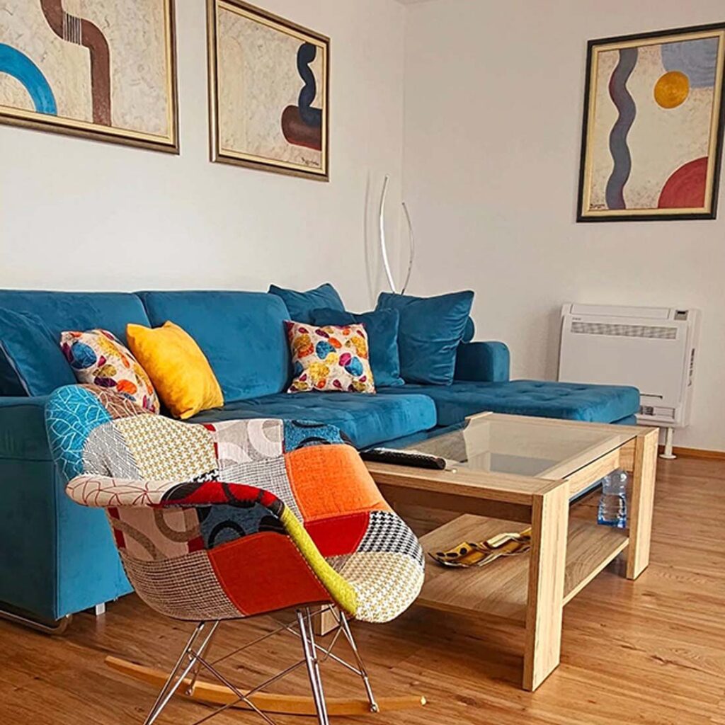 Удобна и модерна соба