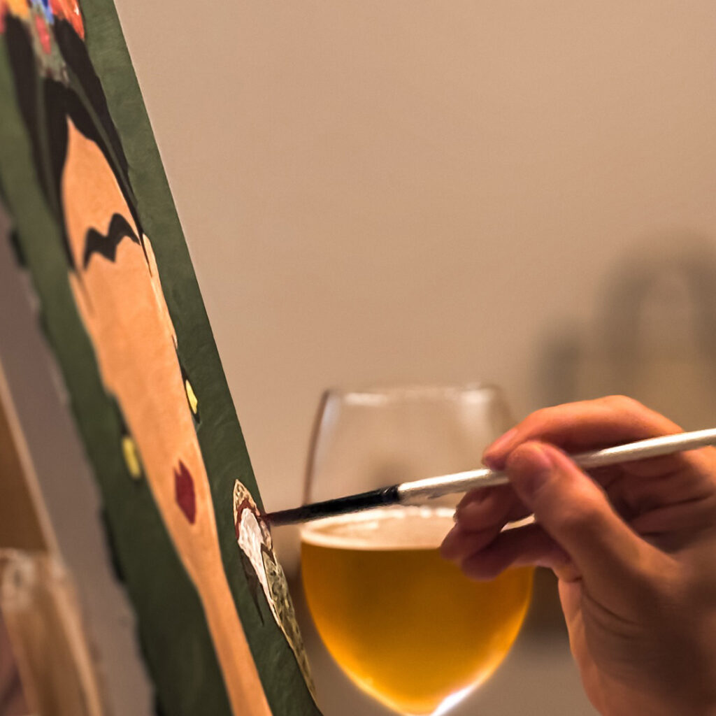 Подарок ваучер за уметност и забава