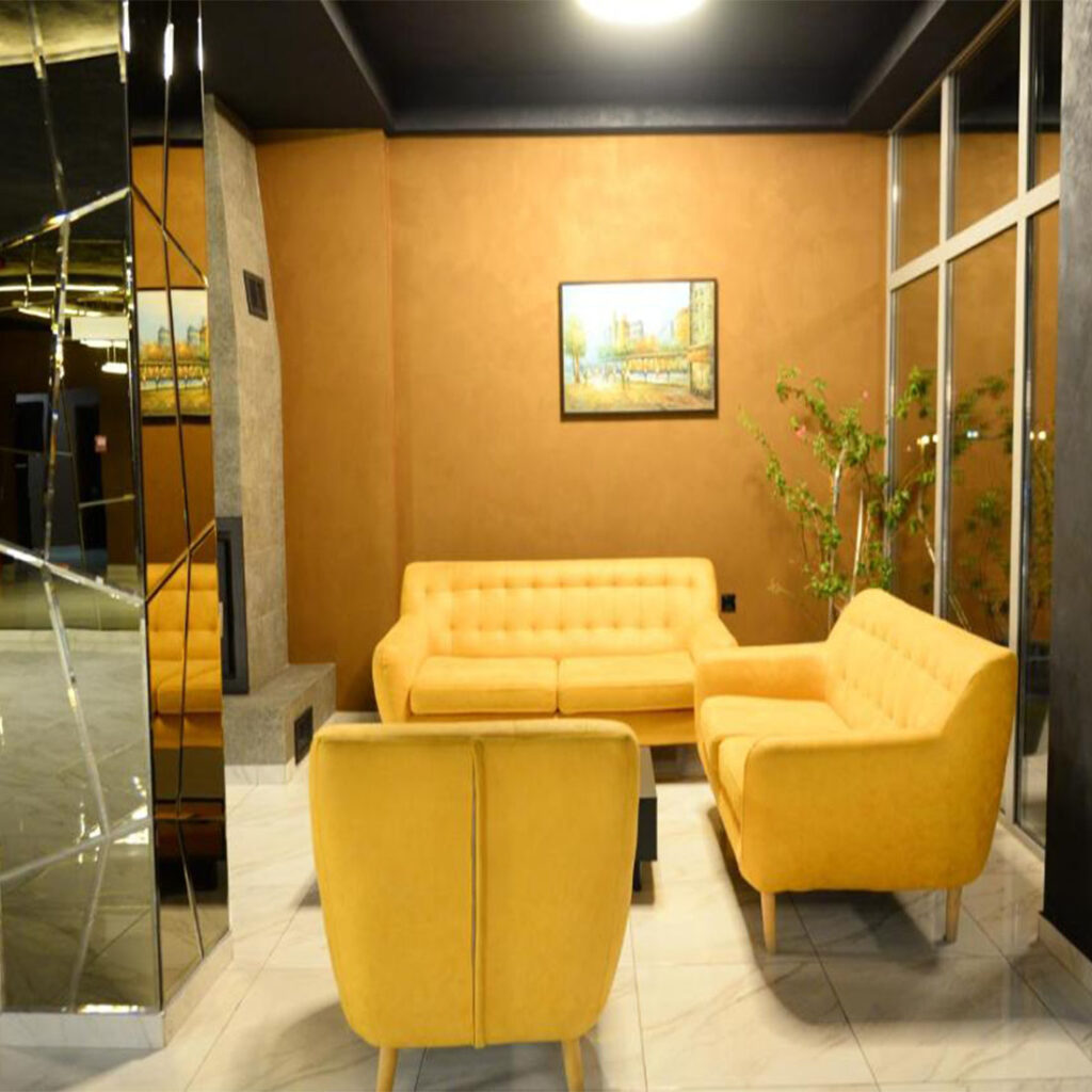 Лоби во хотел Вердисо-Демир Капија