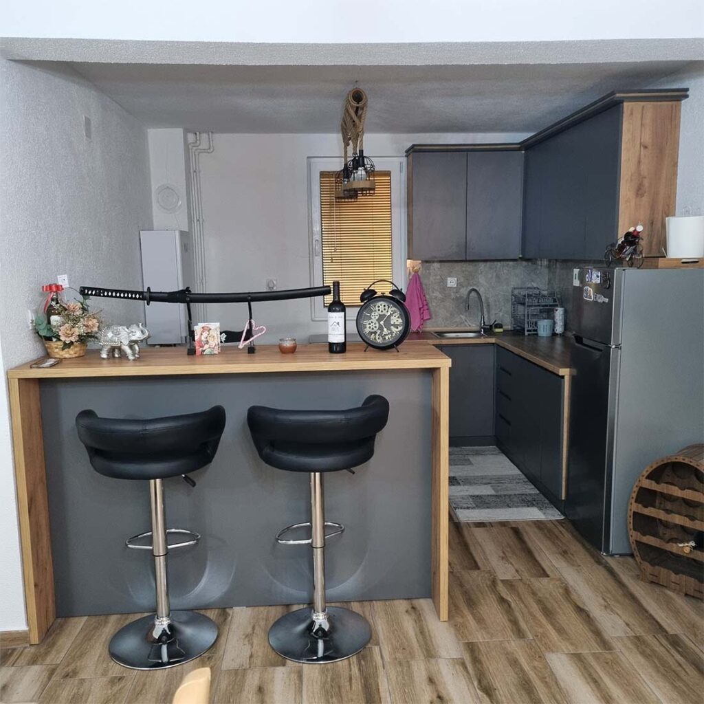 Опремена кујна во вила Јана