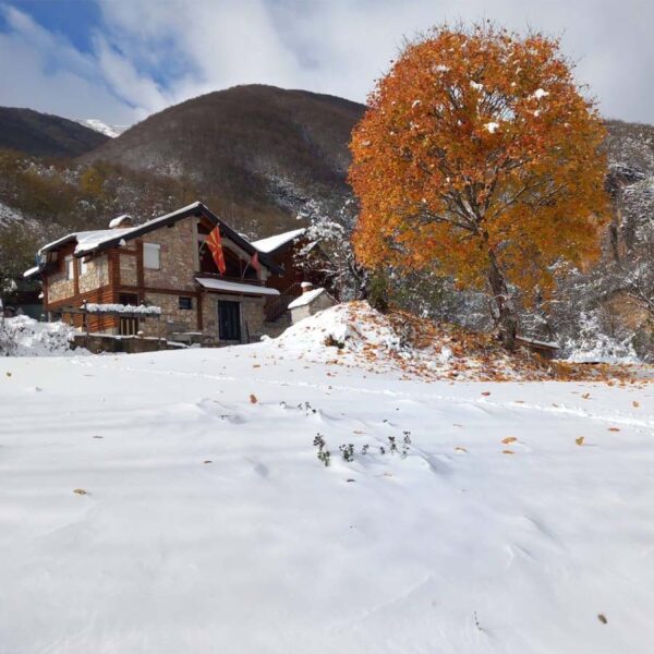 planinarenje-smestuvanje-planinarski-dom-govedarnica-nacionalen-park-mavrovo