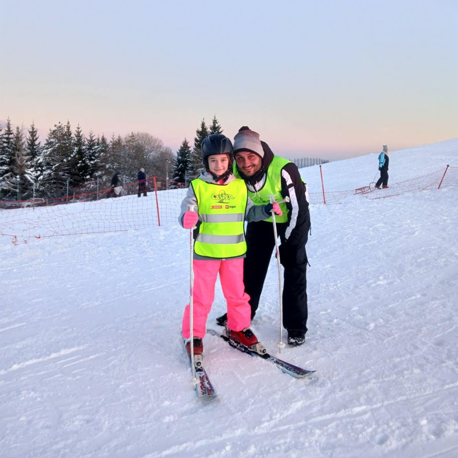 Ски авантура на снежните патеки Пониква