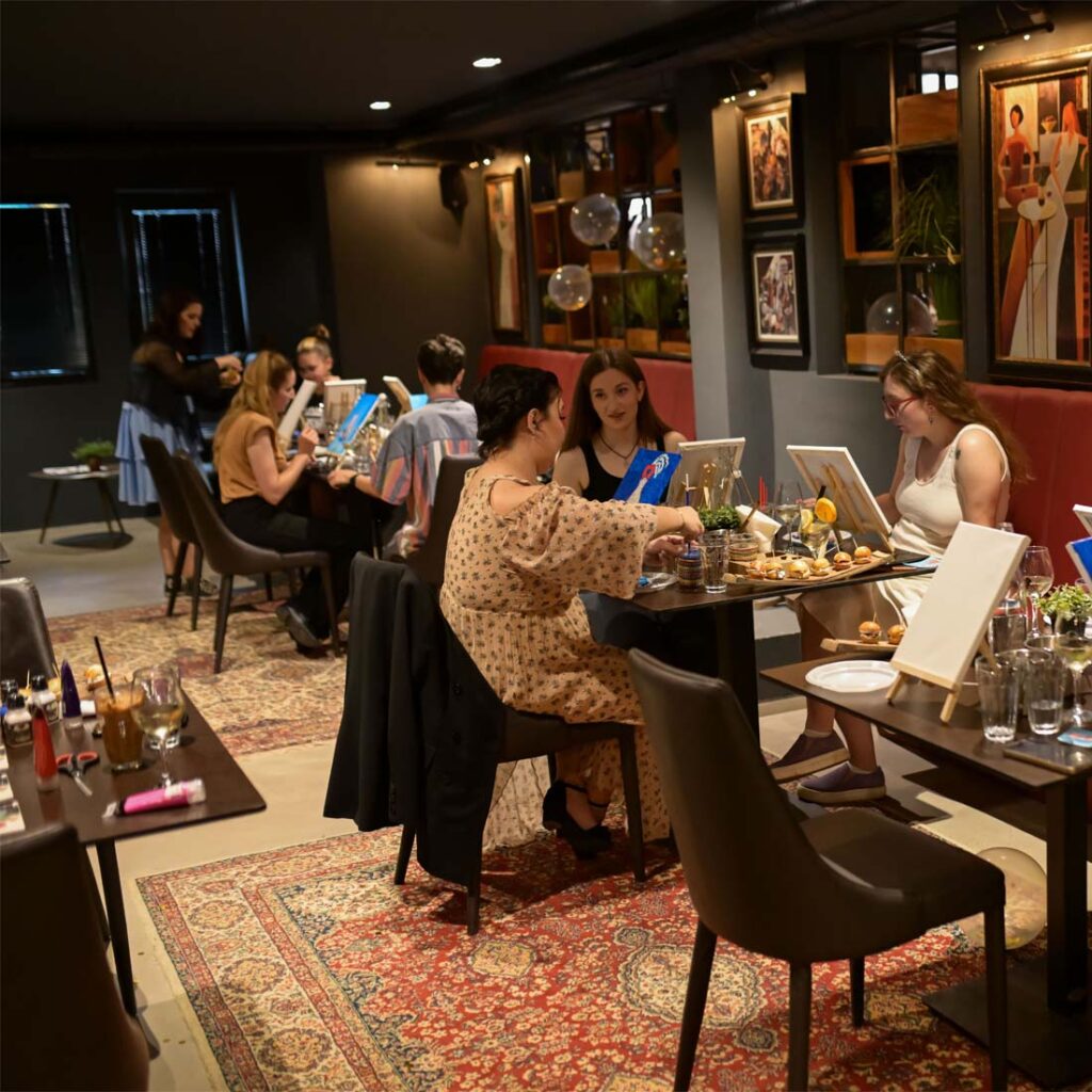 Тимбилдинг авантура со бои и платна