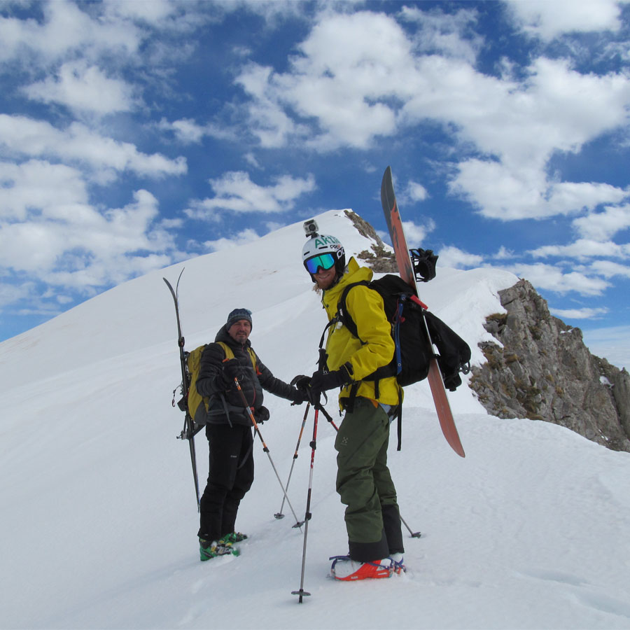 Освојување на највисоките снежни врвови