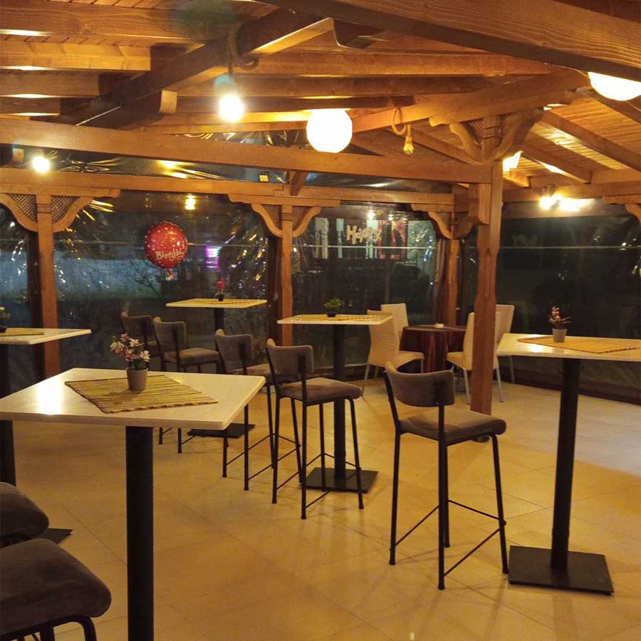 За до 50 луѓе во затворен дел