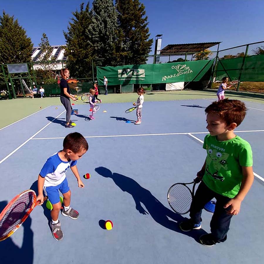 Спортска авантура на тениските терени Скопје.