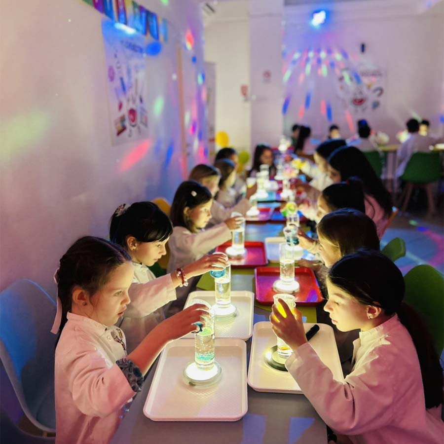 Мали научници и големи откритија