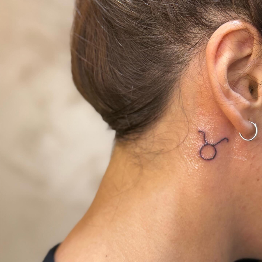 Уметност на кожата кај Симона Кулевска.