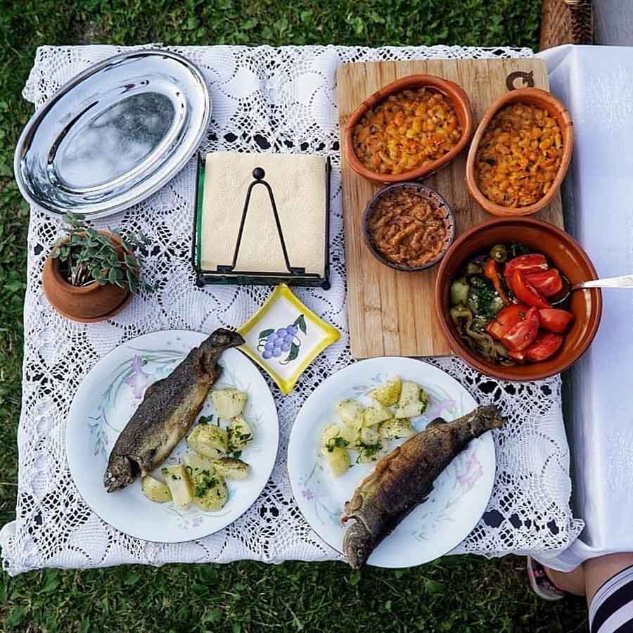 Гастрономско доживување во Cottage Modrich Струга